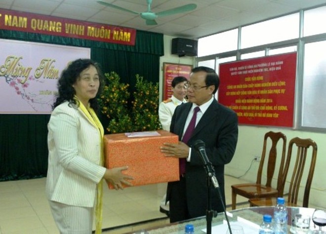 Bí thư Thành ủy Phạm Quang Nghị thăm, chúc Tết CAP Lê Đại Hành ảnh 1