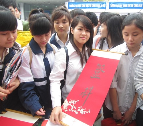 20.000 học sinh tham gia ngày hội hướng nghiệp năm 2013 ảnh 4