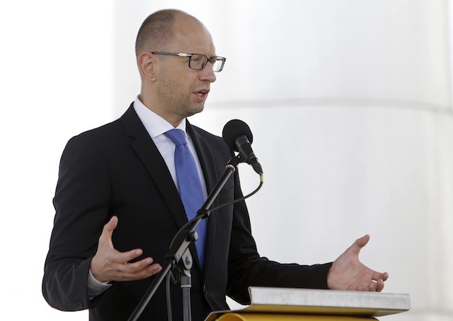 Thủ tướng Yatsenyuk: Nga là mối đe dọa lớn nhất của Ukraine ảnh 1