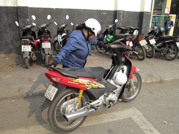 Chuyện đời một nữ xe ôm ở bến Gia Lâm ảnh 2