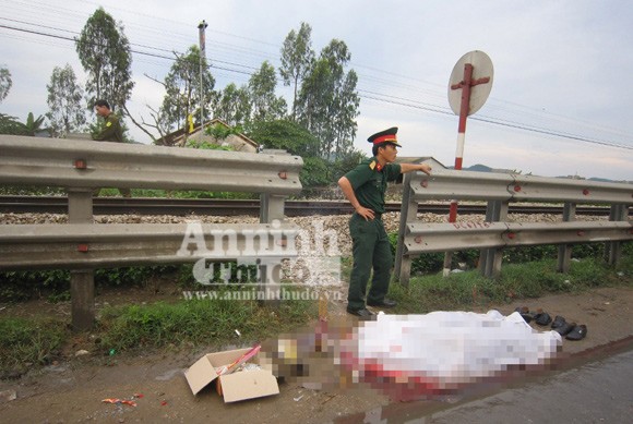 Tai nạn thương tâm, hai bộ đội bị tàu hoả đâm tử vong ảnh 2