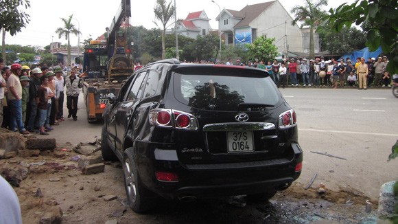 Khởi tố, bắt tạm giam tài xế lái chiếc xe Santafe đâm chết 2 người ảnh 1