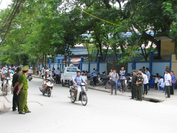 Những suất cơm tình nghĩa gửi đến sĩ tử thi đại học ảnh 5