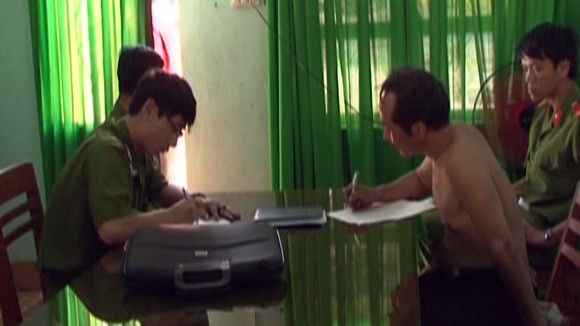 Đau lòng con ruột mong tòa giữ nguyên án tử hình cha đẻ ảnh 1