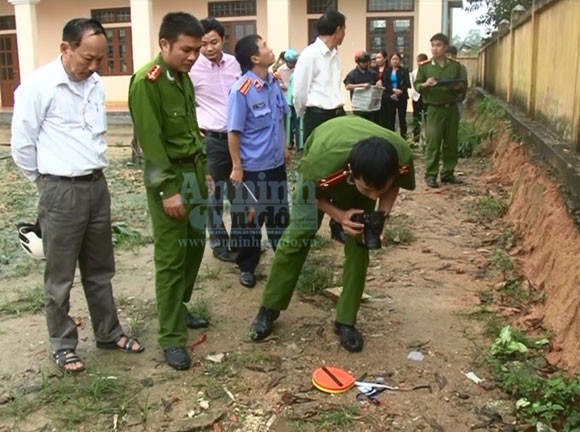 Nổ mìn tại trường học, 2 nam học sinh thương vong ảnh 1