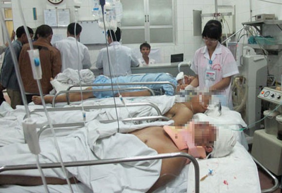 Tai nạn lao động, 3 công nhân nguy kịch ảnh 2