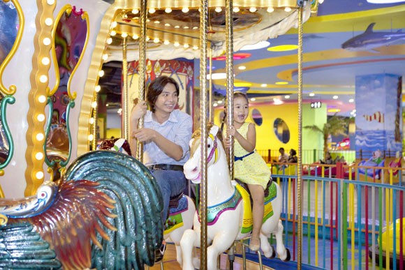 Khám phá công viên nước Vinpearl water park giữa mùa đông Hà Nội ảnh 2