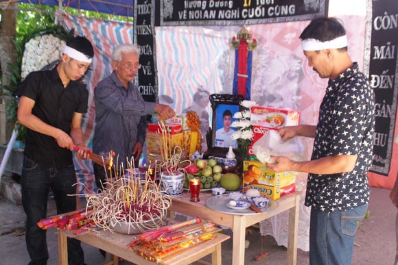 Ba học sinh đuối nước thương tâm trong hồ nước của ngôi chùa ảnh 2