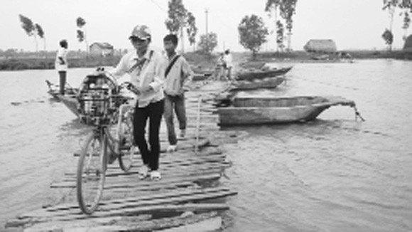“Xóm ốc đảo” và cây cầu tử thần ảnh 1