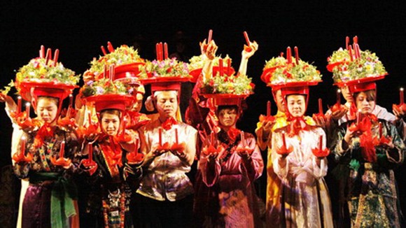 Nức tiếng làng hát văn ảnh 1