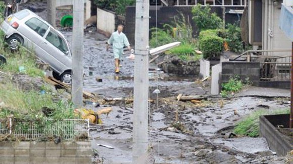 Nhật Bản: Mưa lớn gây lũ lụt, 24 người thiệt mạng ảnh 1