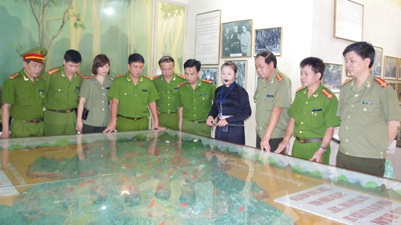 Hành hương về nguồn tại khu di tích ATK ảnh 1