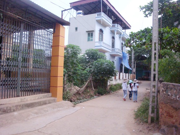 Khóc dở vì vỏ bọc hôn nhân ngoại - Mua dây buộc mình ảnh 2