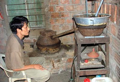 Nấu rượu để bán phải đi đăng ký ảnh 1
