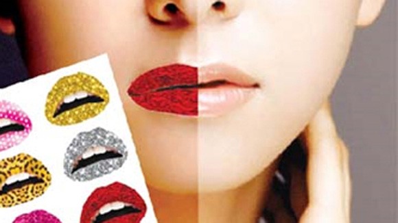 Dị ứng với “mốt” xăm môi siêu tốc ảnh 1