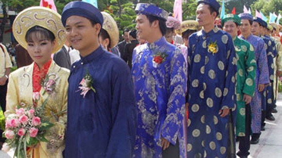 Bình chọn Quốc phục không như thi hoa hậu ảnh 2