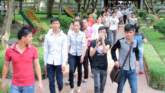 Thi ĐH, CĐ 2013: Cảnh giác với thiết bị công nghệ cao ảnh 2