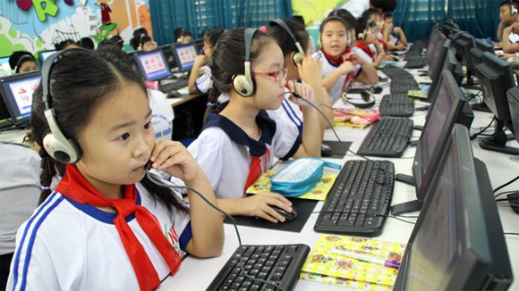Thông qua Nghị quyết tăng giá viện phí, học phí ảnh 1