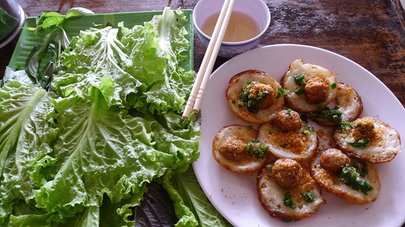 Hấp dẫn bánh khọt Đà Lạt ảnh 1