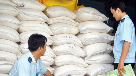 Khó chống buôn lậu đường ảnh 1
