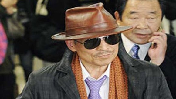 Mafia Nhật ra tạp chí thơ và câu cá ảnh 1