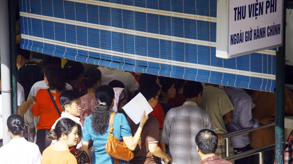 Tăng viện phí, chất lượng khám bệnh cũng phải tăng ảnh 1
