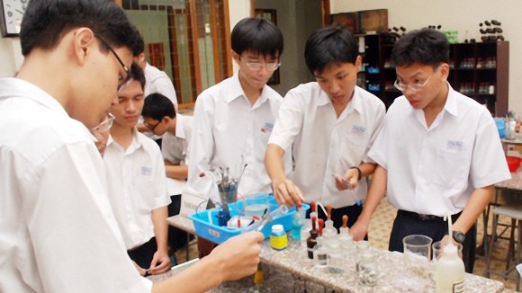 Trường chuyên “quên” mục tiêu đào tạo nhân tài ảnh 1