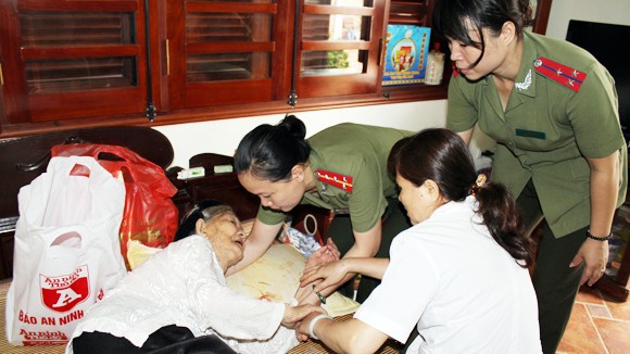 Niềm vui trong từng khóe mắt ảnh 3