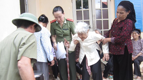 Niềm vui trong từng khóe mắt ảnh 1