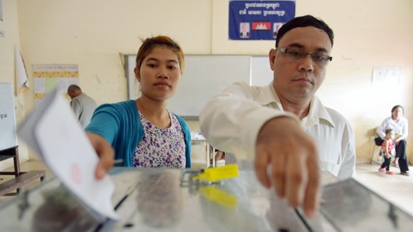 Bầu cử Quốc hội Campuchia: Đảng CPP cầm quyền tuyên bố thắng cử ảnh 1