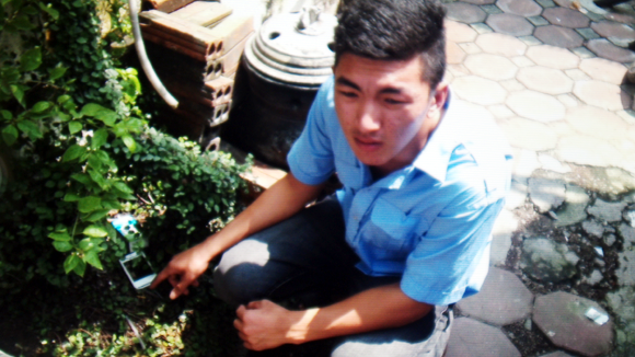 Cạy cốp xe trộm tài sản ảnh 1