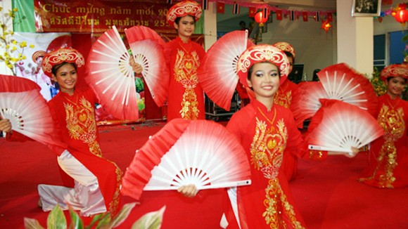 Ấm lòng trên đất Chùa Vàng ảnh 2