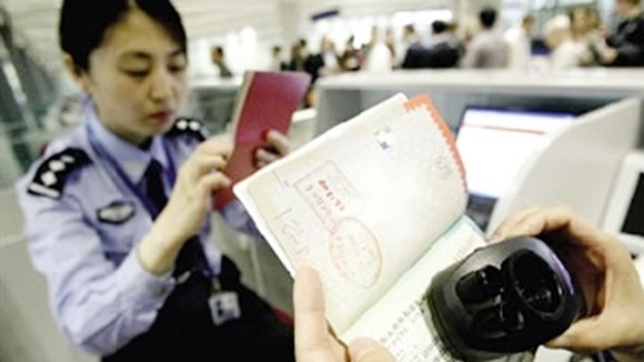 Interpol cảnh báo “lỗ hổng” an ninh sân bay ảnh 1