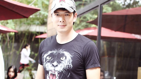 Bình Minh - giang hồ có học thức trong “Đồng tiền đen” ảnh 1