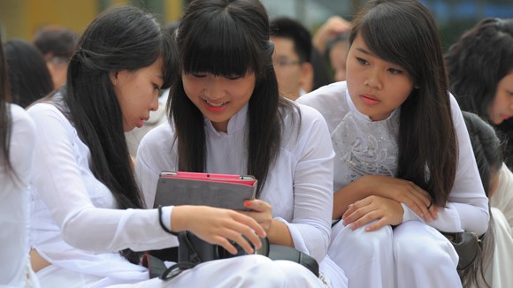 Khơi dậy tinh thần yêu nước trong đề thi cuối năm ảnh 1