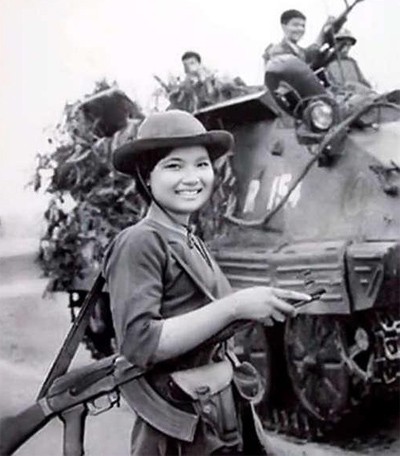 Viết về đại thắng mùa xuân 1975 ảnh 1