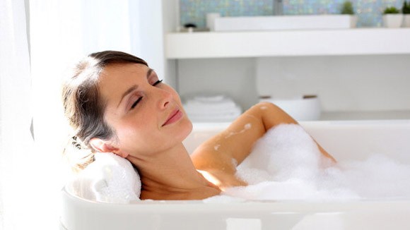 Trị bệnh thông thường bằng... nước ảnh 1