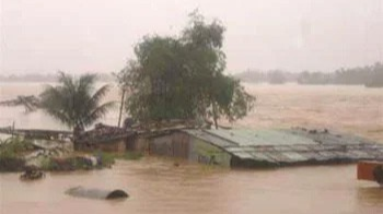 Người dân vùng lũ lụt, sạt lở đất do thiên tai được hỗ trợ khẩn cấp và lâu dài ảnh 2