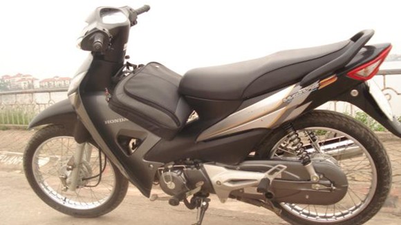 Vờ bị “xã hội đen” quay tiền… để lừa “cắm đồ” của bạn gái ảnh 1