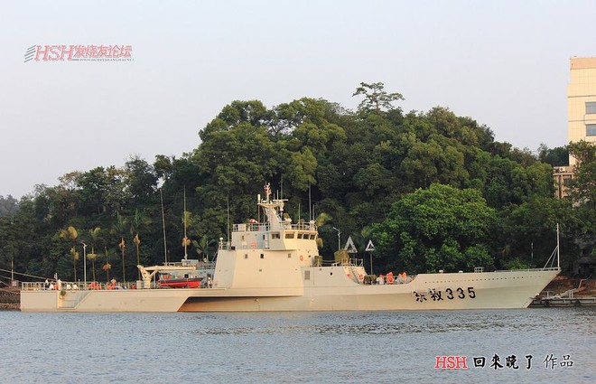 Trung Quốc: Lộ ảnh chiếc tàu 3 thân thứ hai ảnh 1