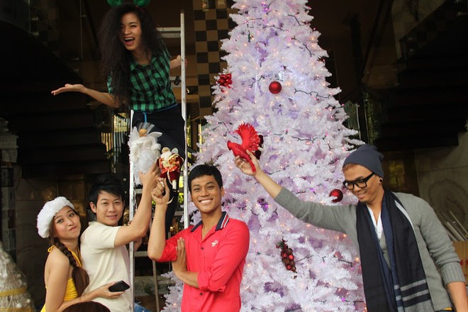 Đàm Vĩnh Hưng cùng học trò tung "hit" mới, đón Noel hoành tráng ảnh 2