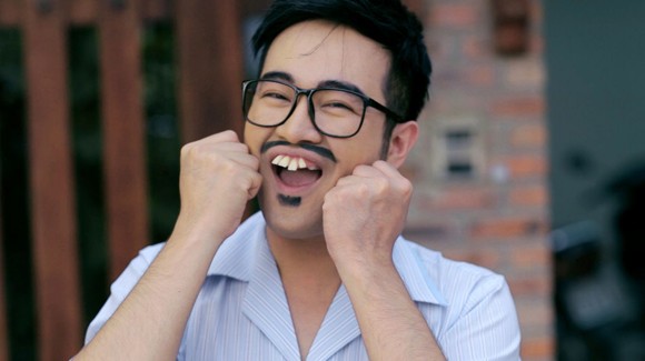 Minh Quân hóa thân thành ông bố răng vẩu khó tính ảnh 1