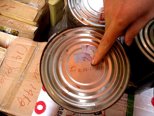 Phát hiện lô thực phẩm, phụ gia thực phẩm quá "date" ảnh 2