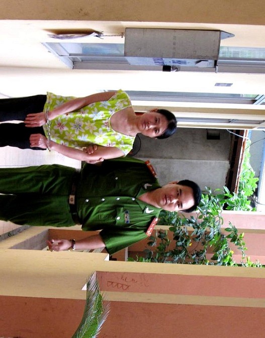 "Ôsin" cuỗm tiền vàng của chủ, đưa giai về nhà "tâm sự" ảnh 1