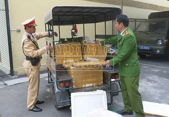 Nội tạng thối tiếp tục "đầu độc" người tiêu dùng ảnh 1