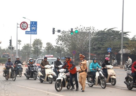 Tổng kiểm tra, xử phạt phương tiện vi phạm làn đường xe buýt BRT ảnh 3