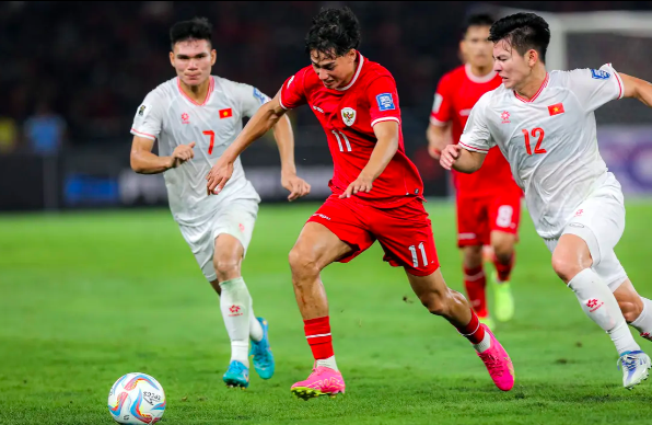 Rafael Struick (11) từng đá chính trận Indonesia thắng Việt Nam cùng tỉ số 1-0 tại Asian Cup và vòng loại World Cup, trong năm 2024 này