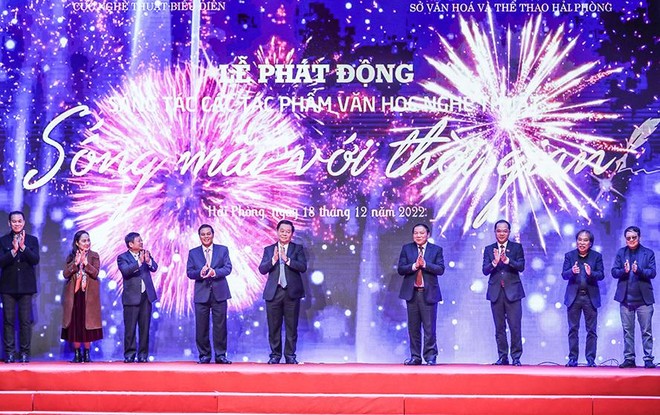 Các đại biểu tại buổi lễ phát động Các đại biểu tại buổi lễ phát động