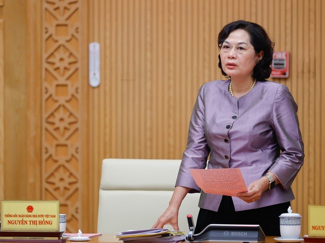 Thống đốc Ngân hàng Nhà nước Nguyễn Thị Hồng phát biểu tại phiên họp
