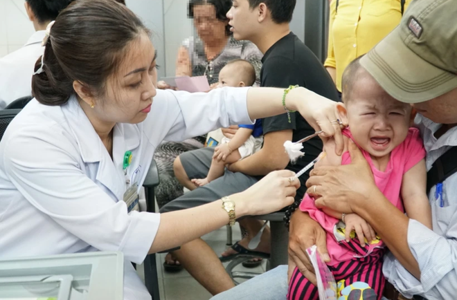 Hà Nội dự kiến triển khai chiến dịch tiêm vaccine sởi vào cuối năm 2024